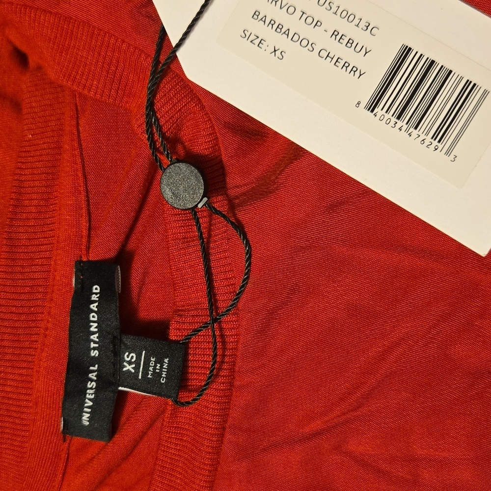 UNIVERSAL STANDARD Red Top - Picture 3 of 4